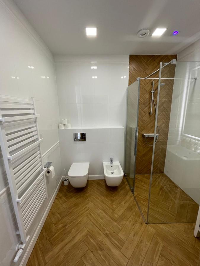 Route 7 Rooms Myslenice ภายนอก รูปภาพ
