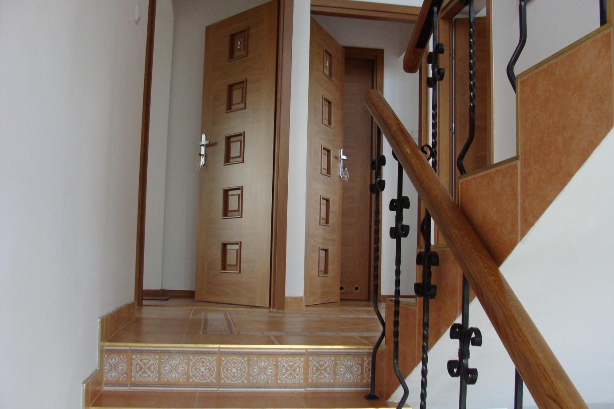 Route 7 Rooms Myslenice ภายนอก รูปภาพ