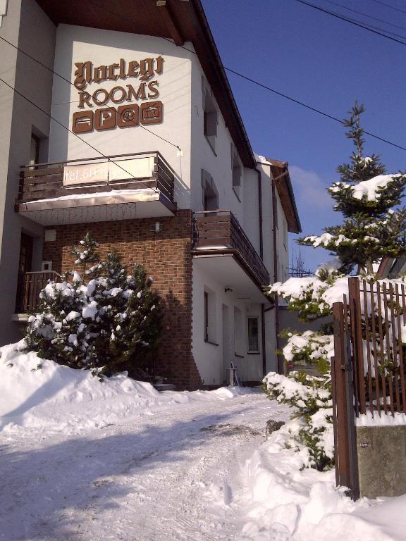 Route 7 Rooms Myslenice ภายนอก รูปภาพ